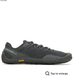 MERRELL Men's Vapor Glove 6 size 9.5 
Like new